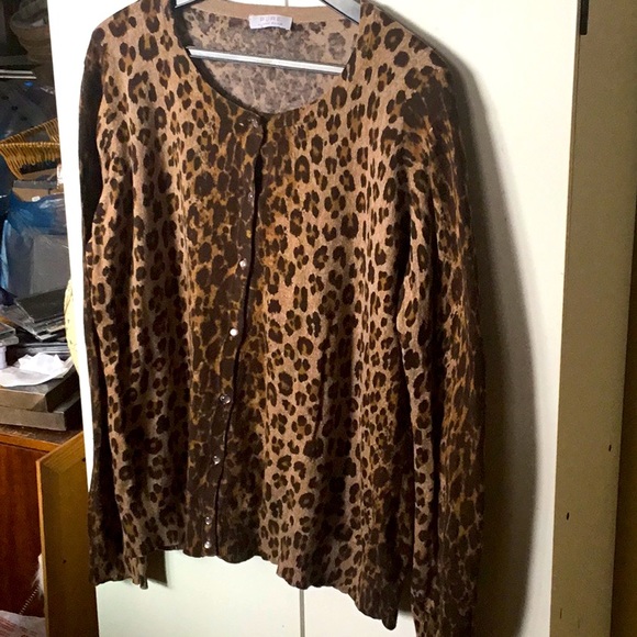 Pure Alfred Sung Sweaters - Cardigan sweater 4 for $20❤️